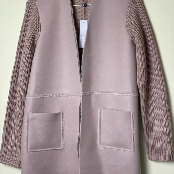 NEW LOVE TOKEN Knit Cardigan w/Faux Fur. Size M - Picture 2 of 10